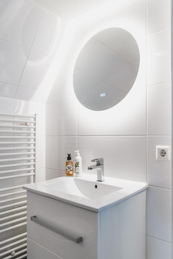 Tiny Attic On The Herengracht, Private Room Amsterdam Esterno foto